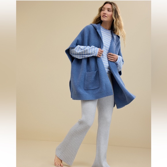 aerie Sweaters - Aerie Hooded Fleece Cape